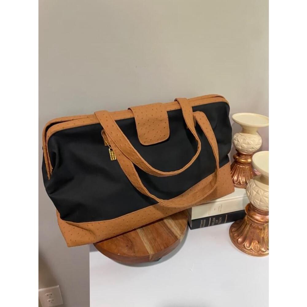 Elizabeth Arden Bag with Faux Ostrich Leather and Black Canvas